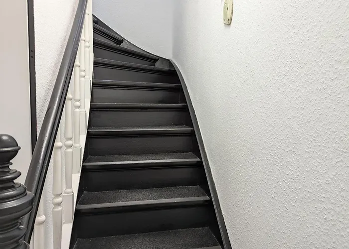 Plytjes Bude, 15207 Apartament Leer